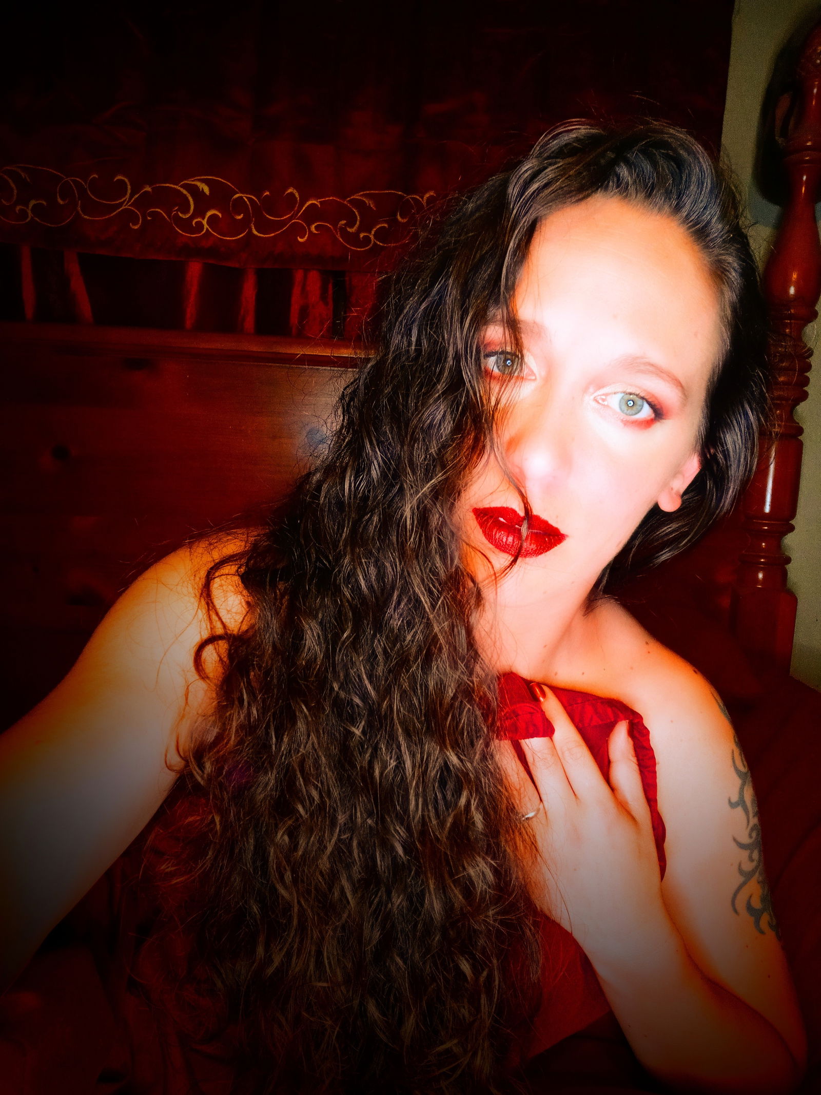 Scarlet_submissive_'s avatar