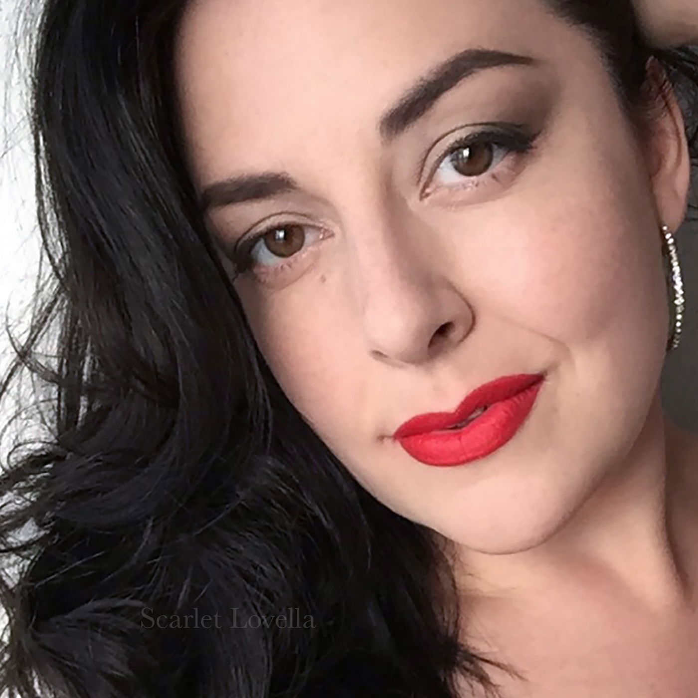 SCARLET LOVELLA's avatar