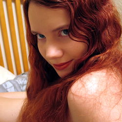 Scarlet Vixen's avatar