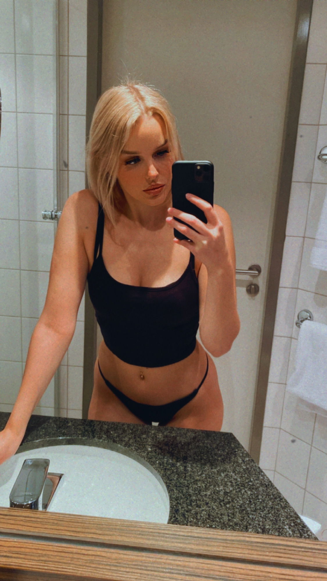 sensualbee's avatar