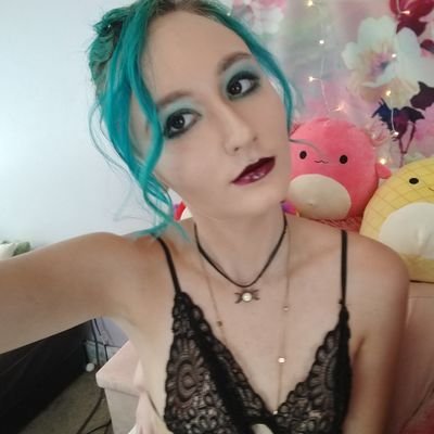 Serena Rose 🌹's avatar