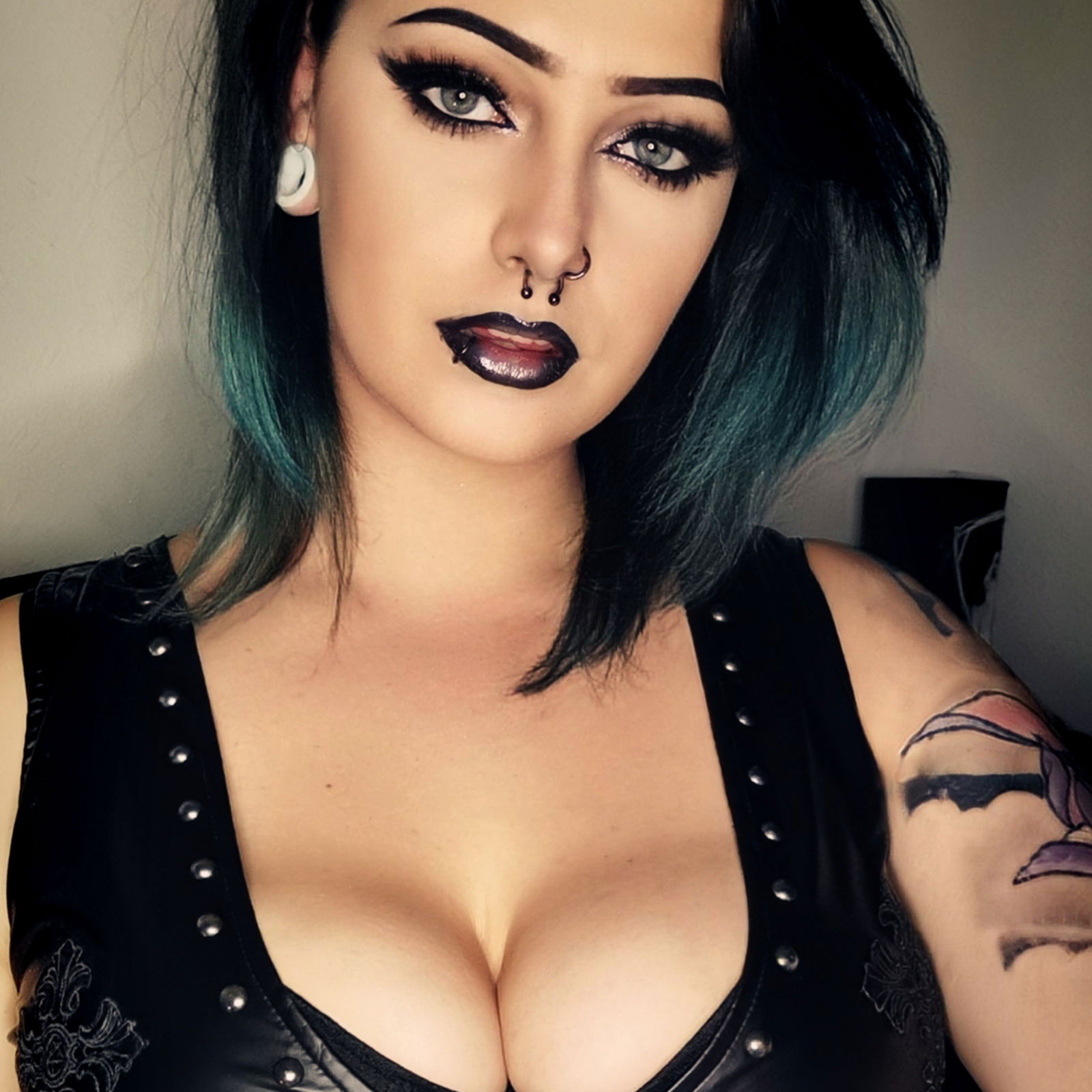 Leigh Shaw's avatar