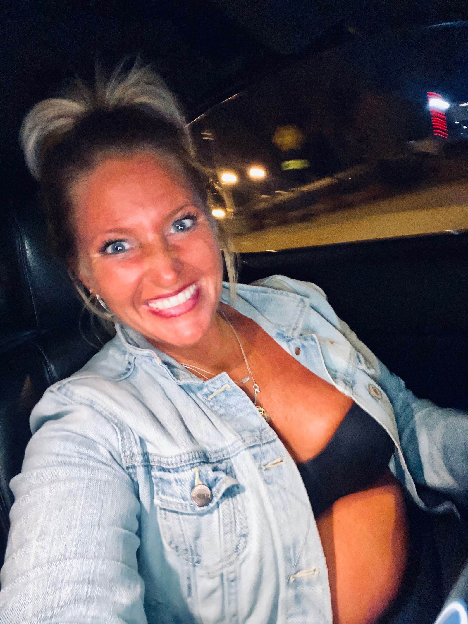 Rachel devine's avatar