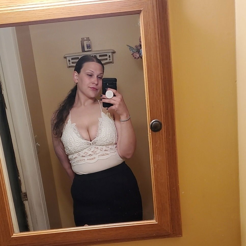 Julia Montez's avatar
