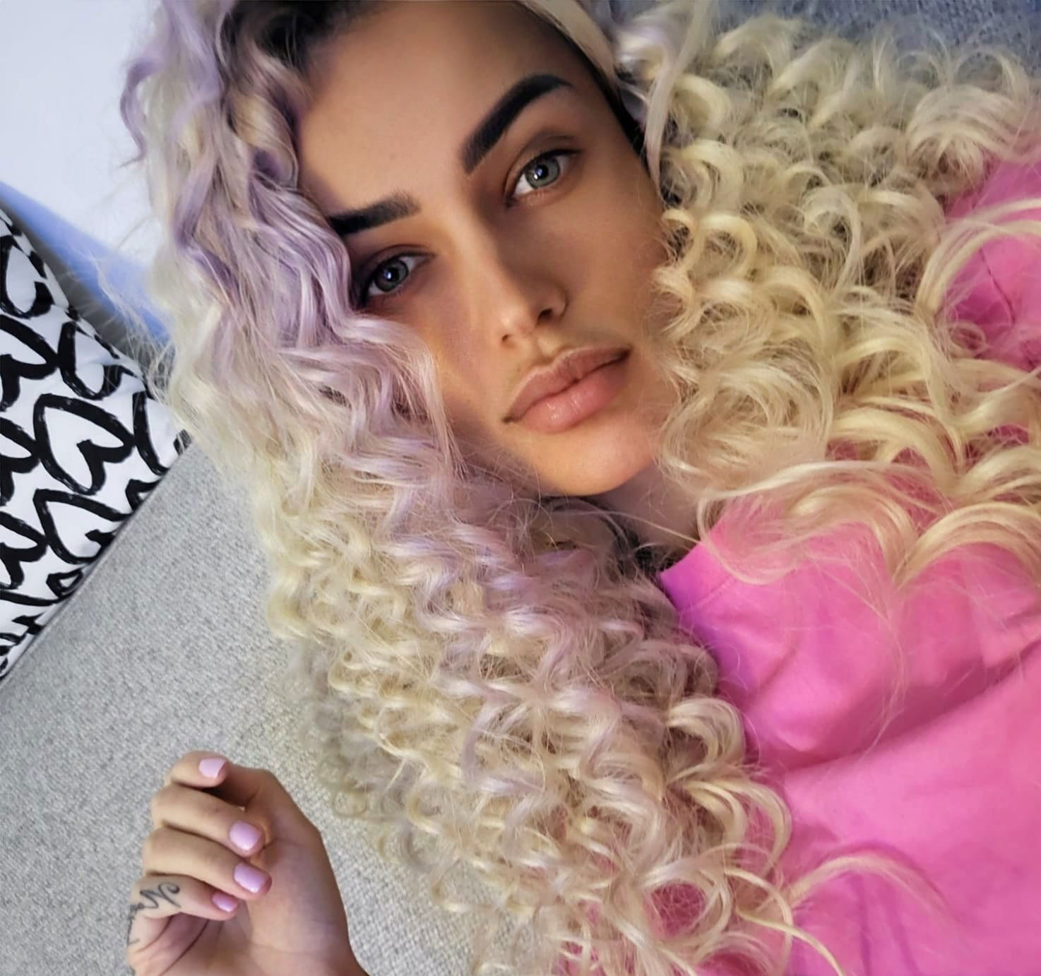 Simona's avatar