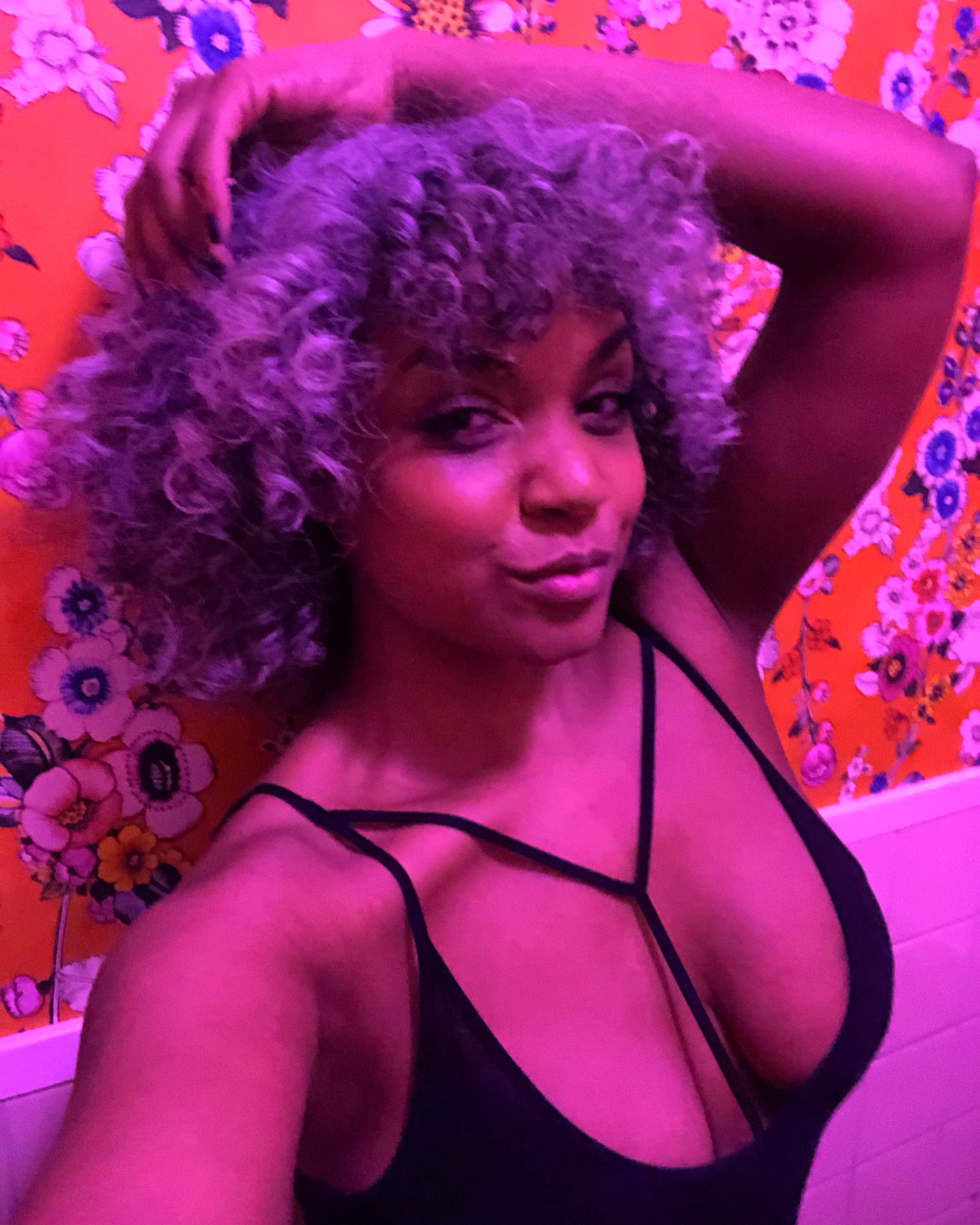 Sinnamon Love's avatar
