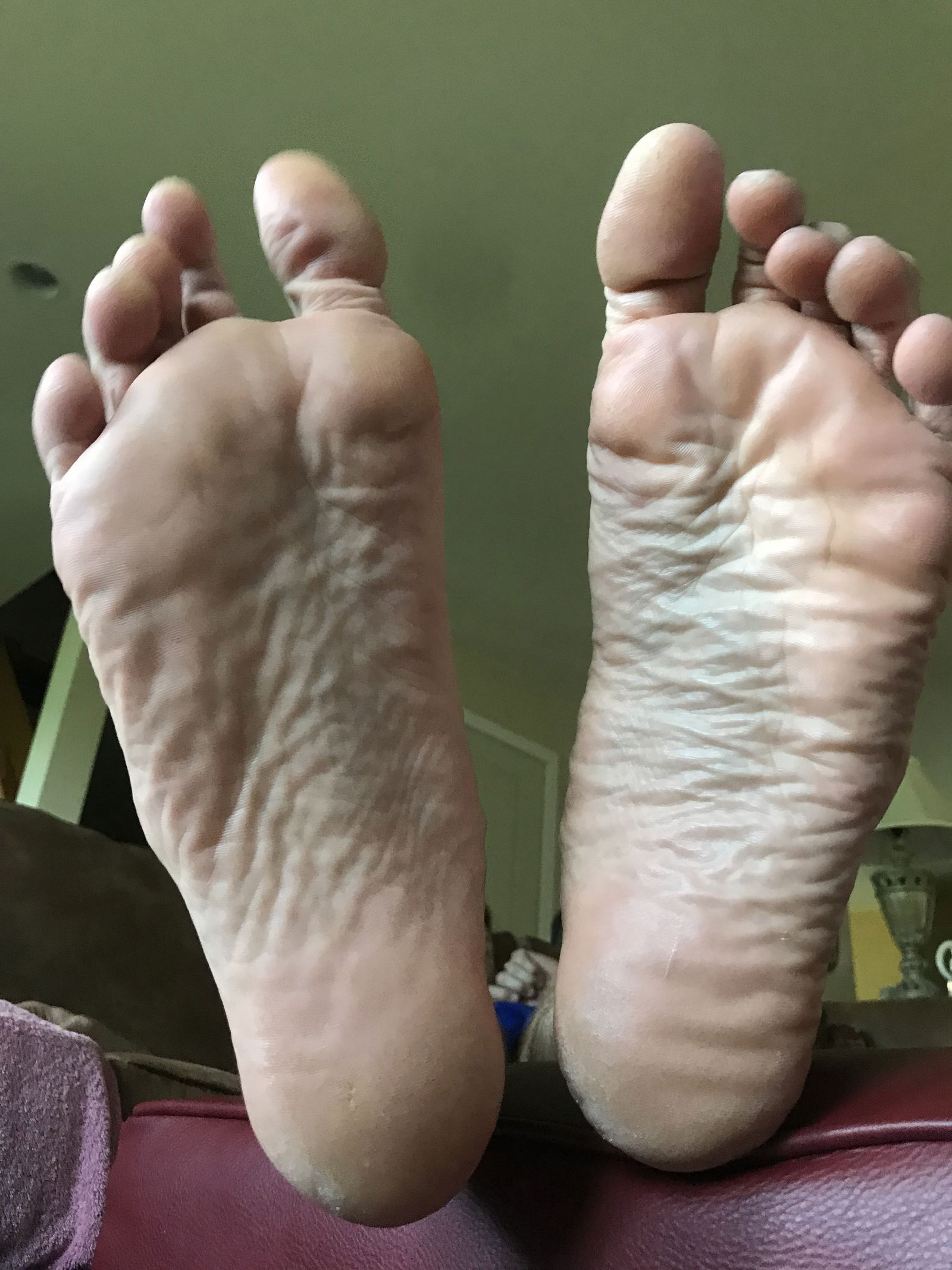 Size16Feet's avatar