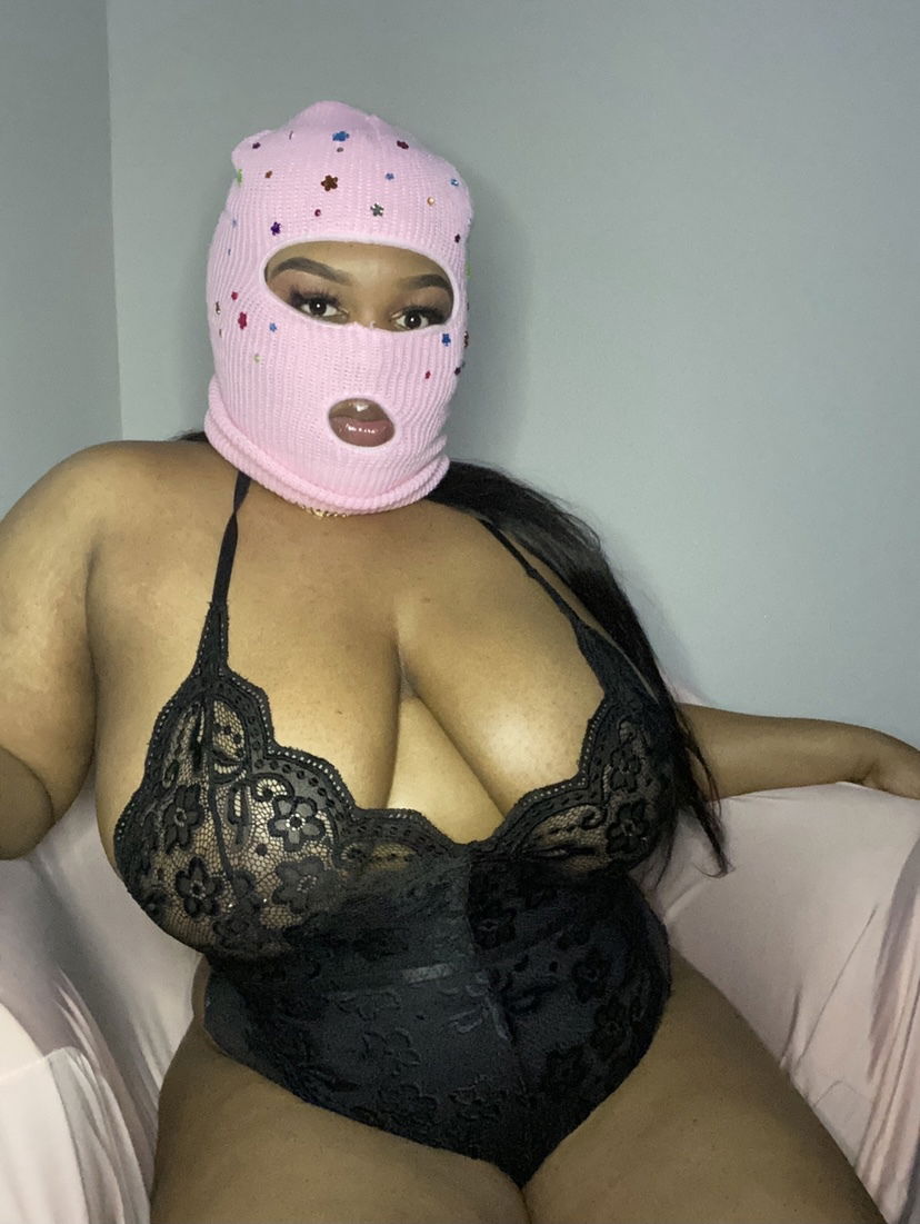 💖 Reigning Size Queen's avatar