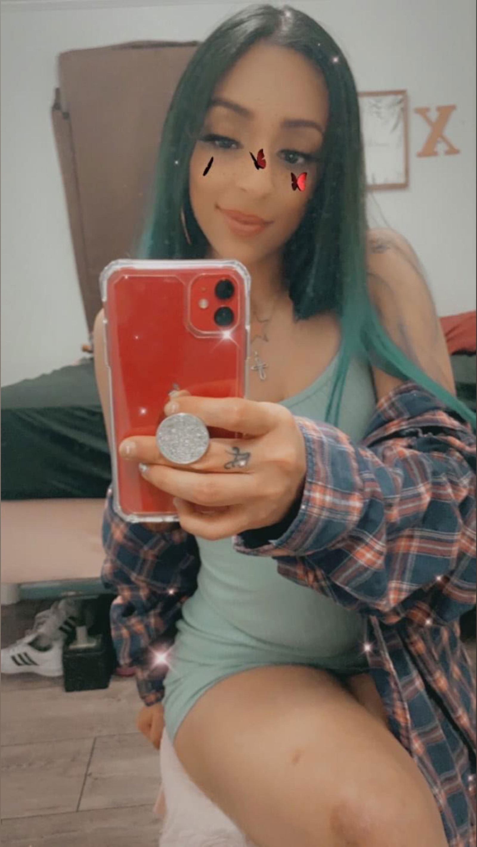Sky’s Sexy Sneak Peaks 🤭's avatar