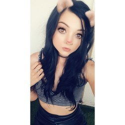 Carly's avatar