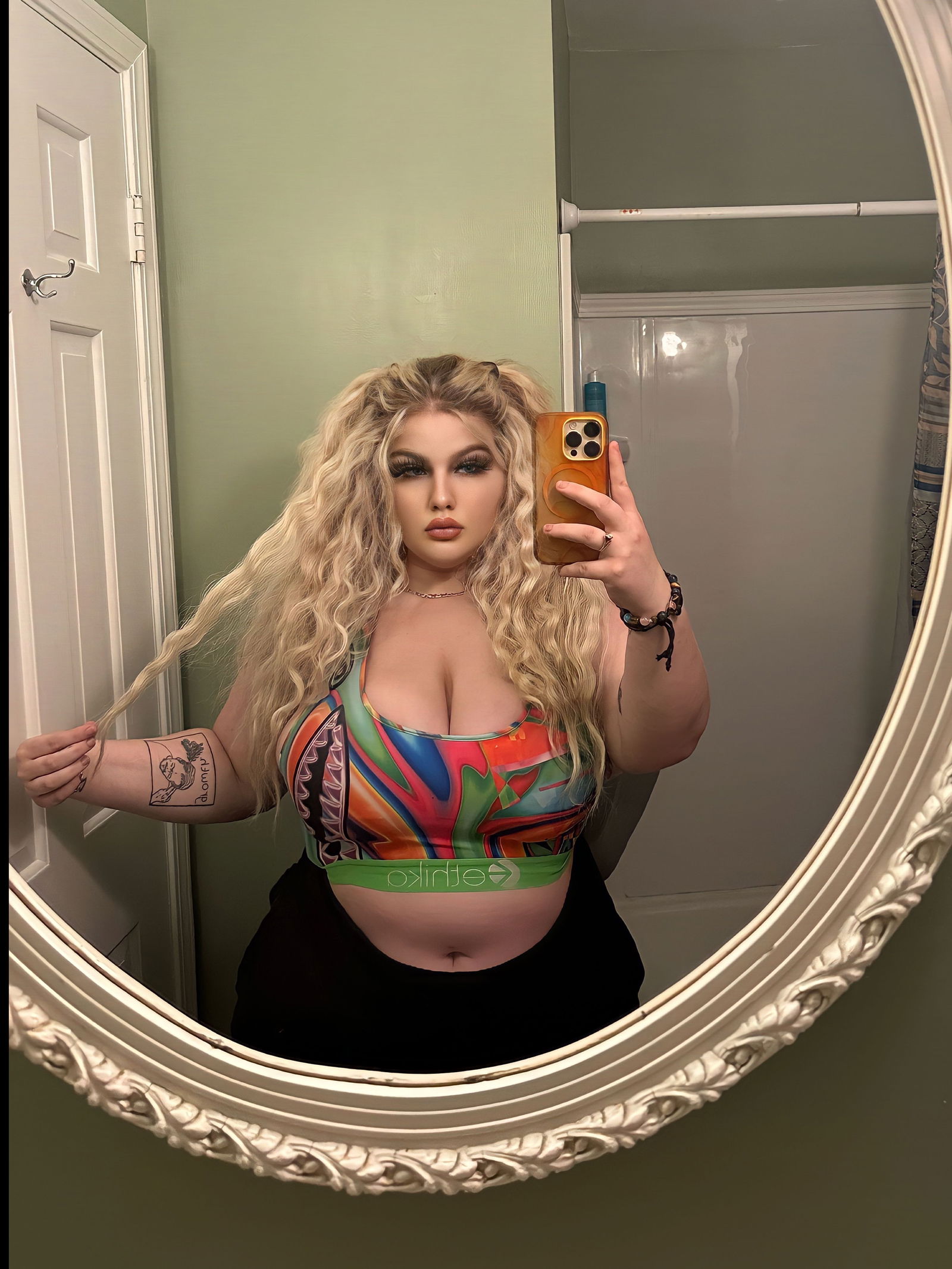 Goddess Honey's avatar