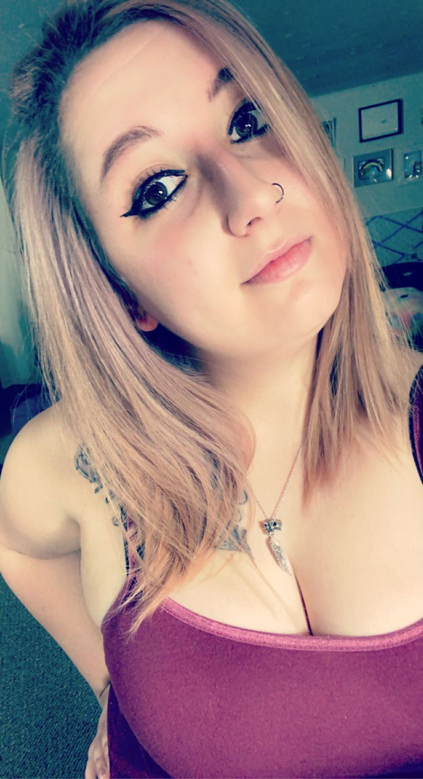 Ashley Reneé's avatar