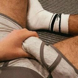 SocksUnderwear's avatar