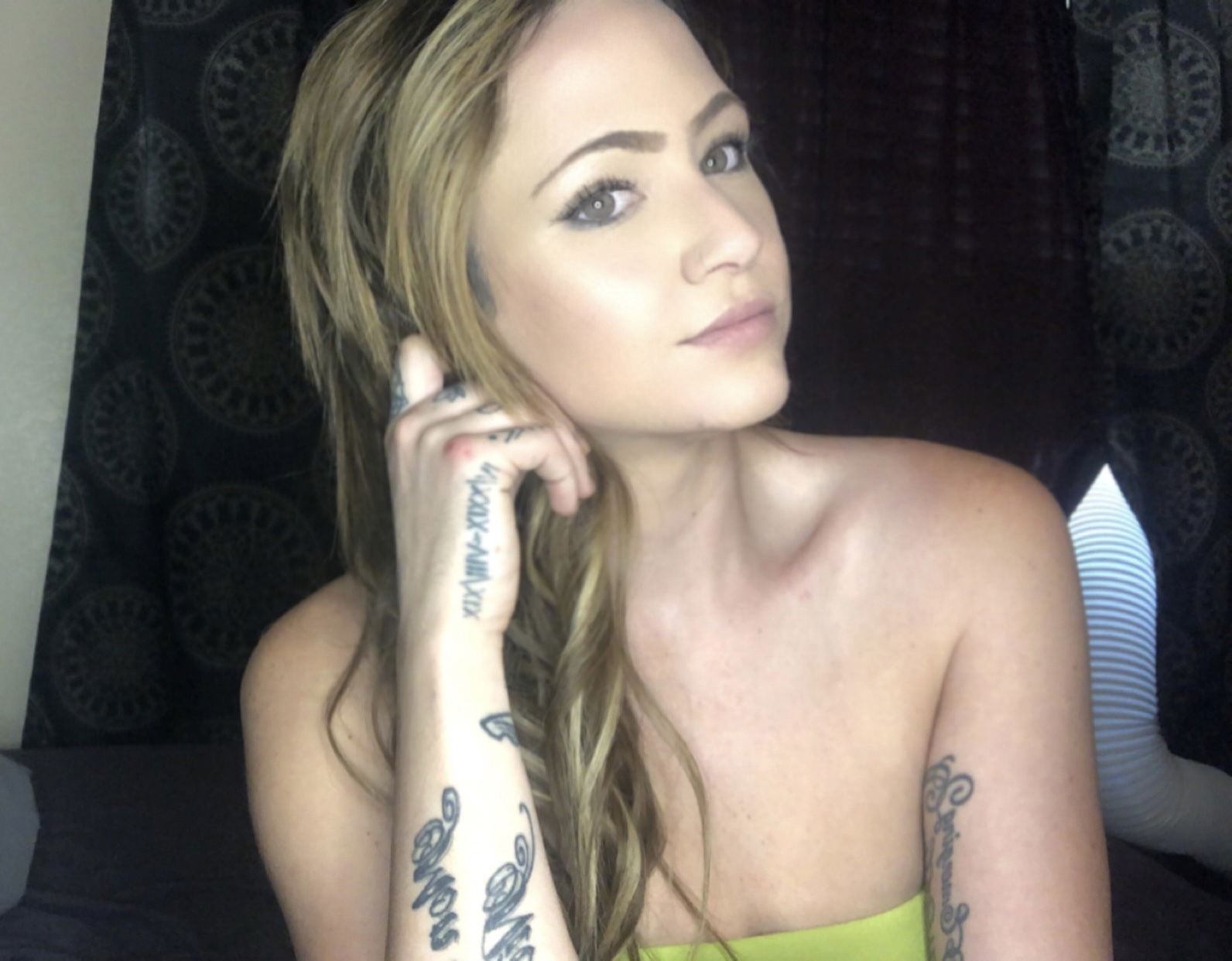 Heather Marriiee's avatar