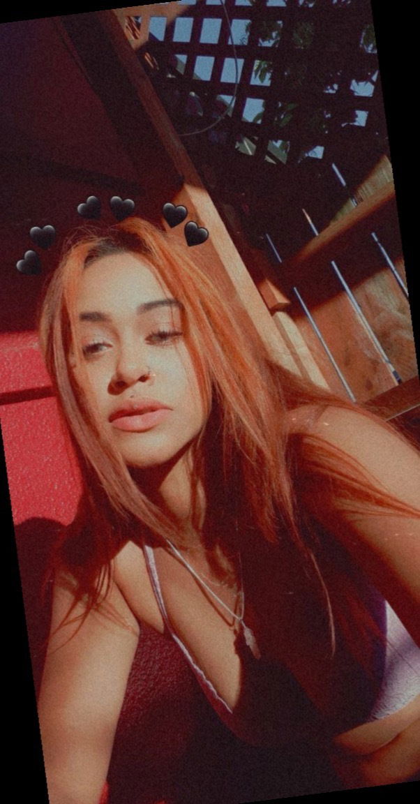 Alana 🌹's avatar