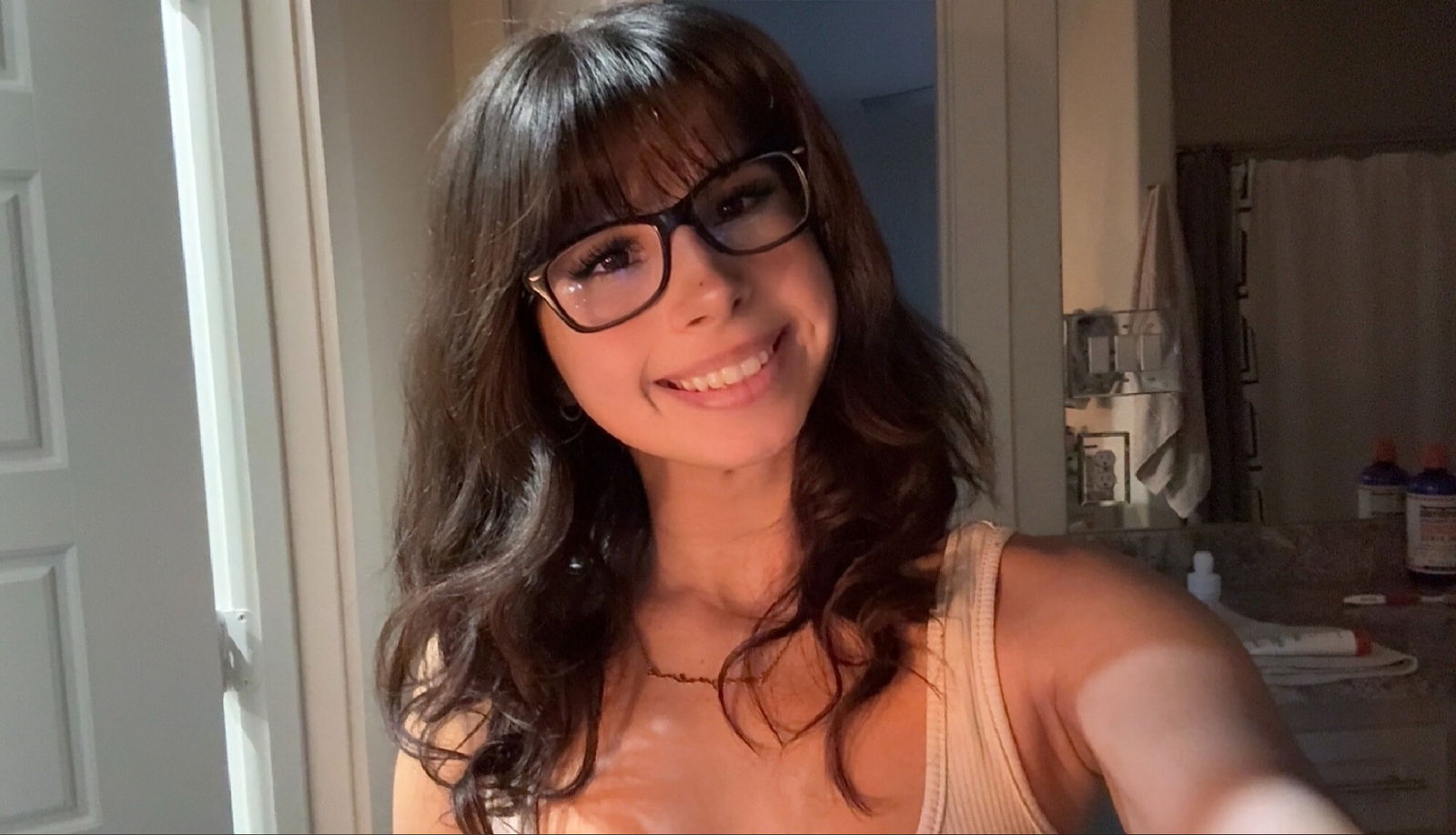 spicy velma🌶️ creator profile