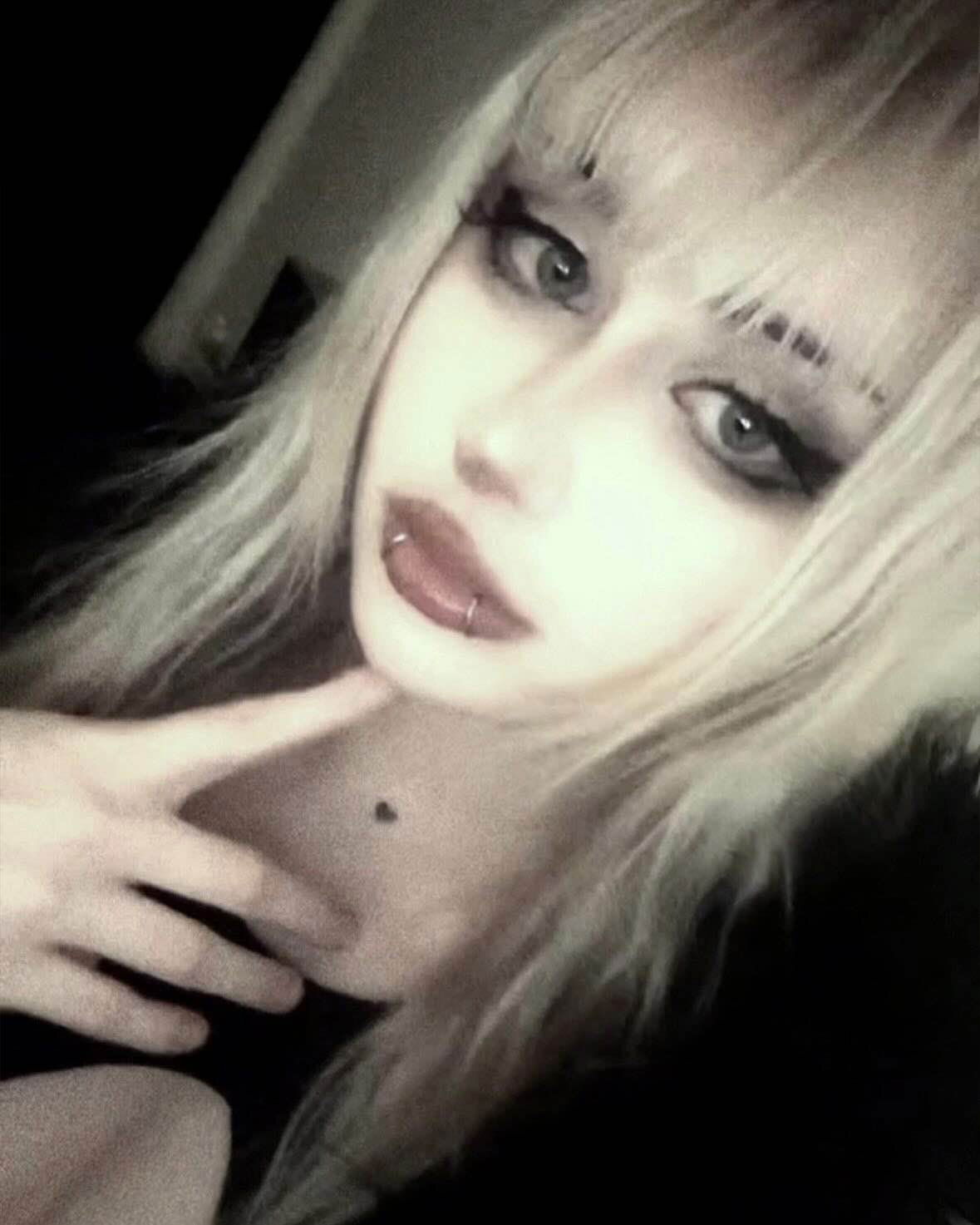 𝔰𝔱𝔢𝔢𝔩𝔠𝔥𝔞𝔦𝔫