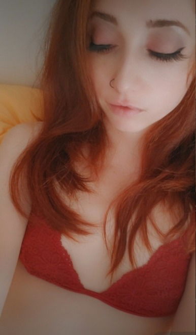stonerredheadqt736