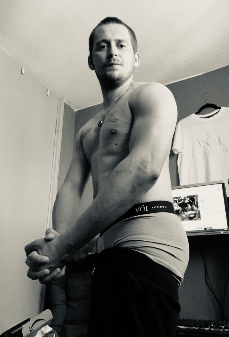 Straight British Stud's avatar