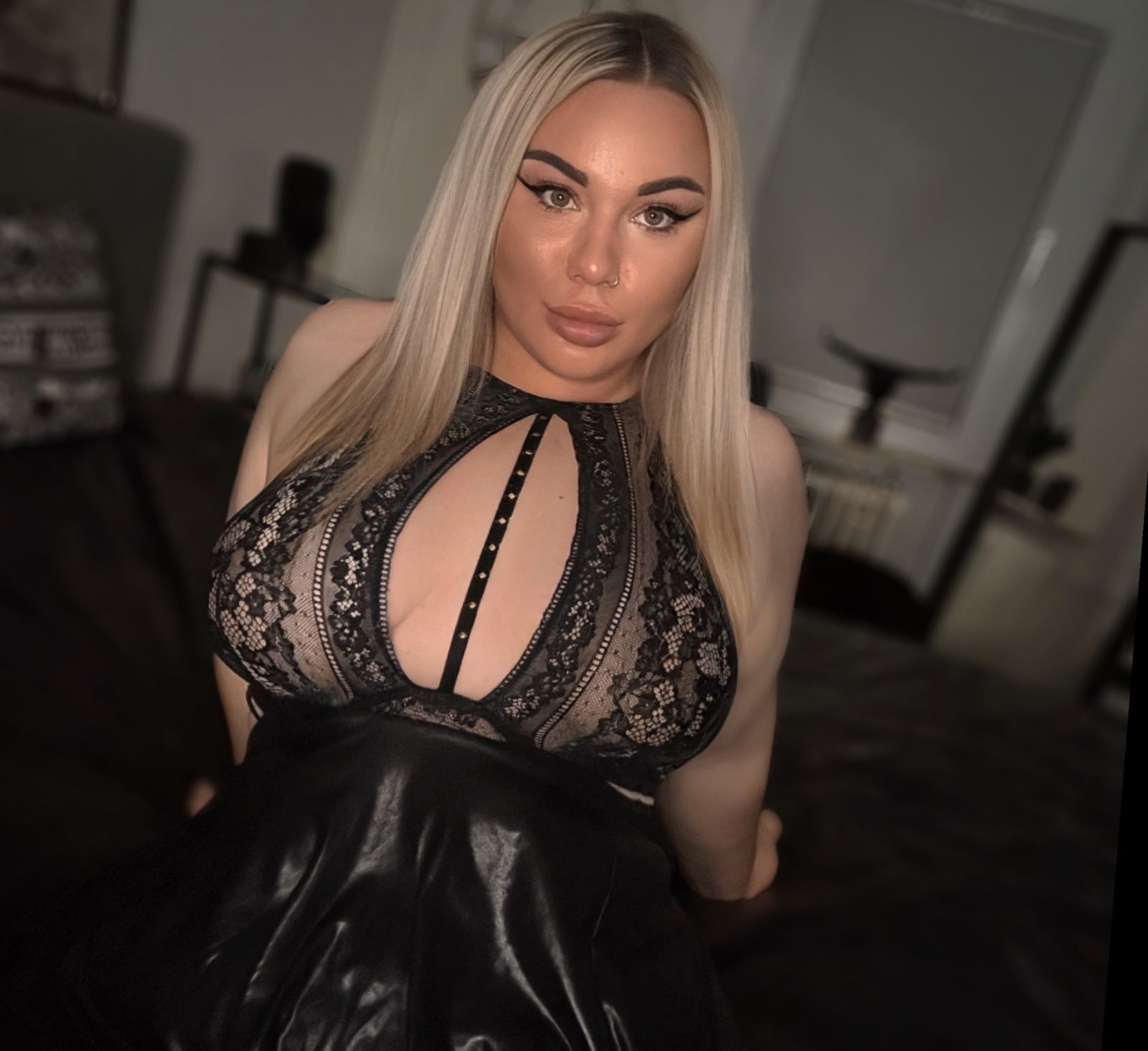 Madame Jay's avatar