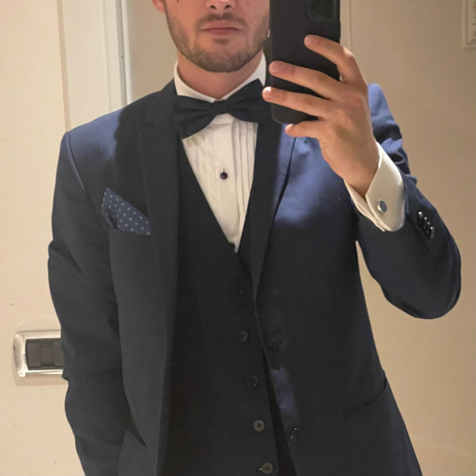 Suit Slave N1's avatar