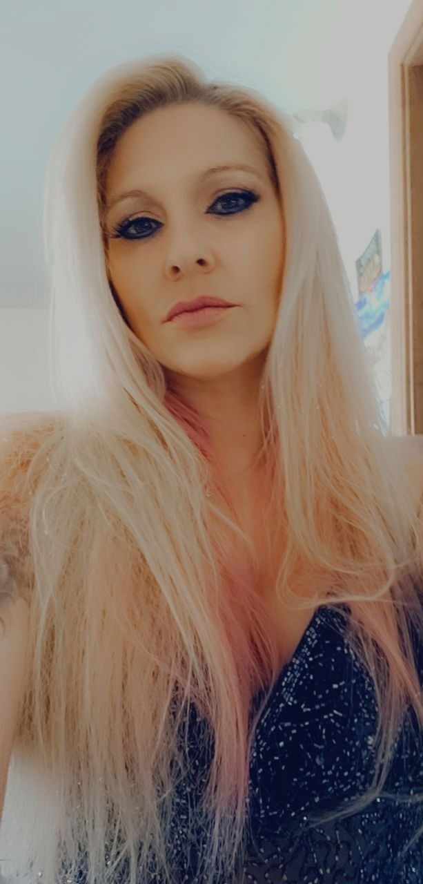Summer Fay's avatar