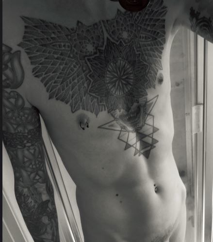 adam shaw's avatar
