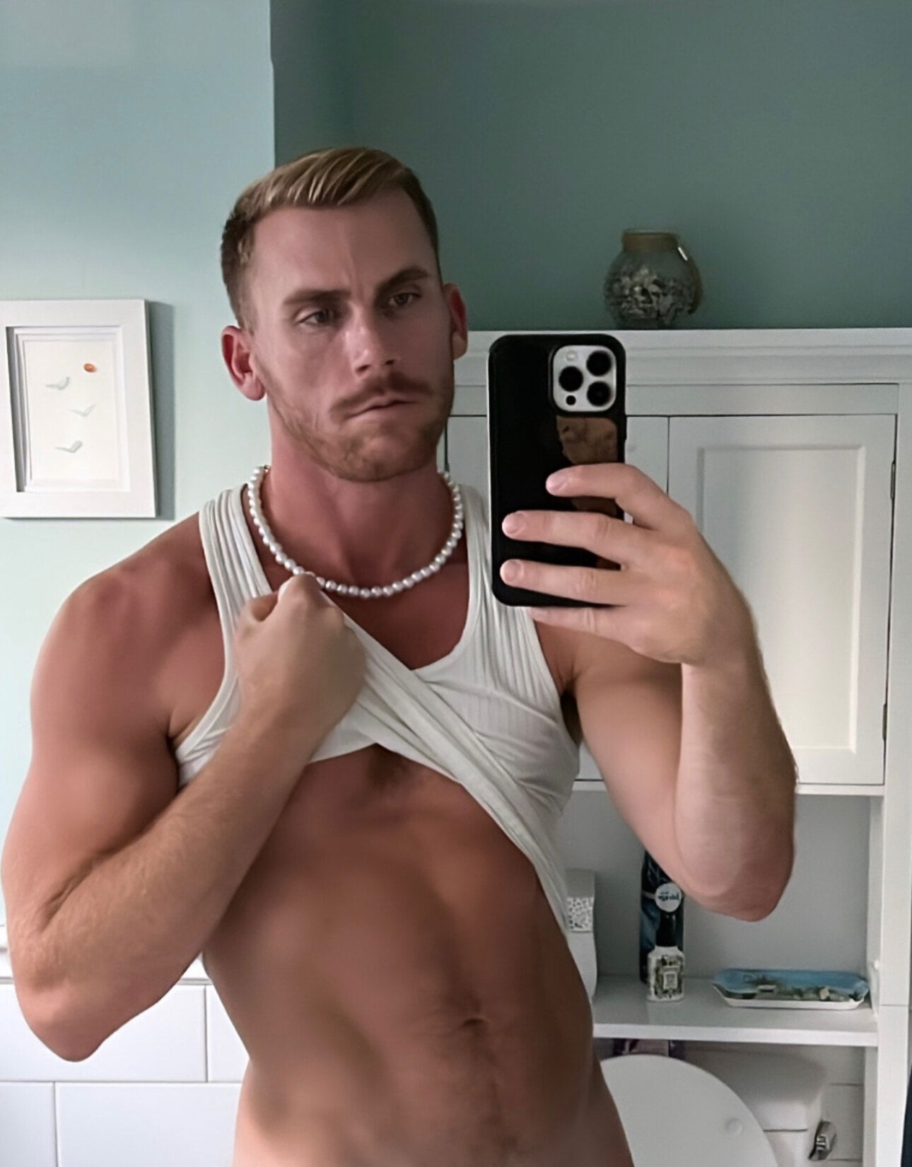 Tommy A's avatar