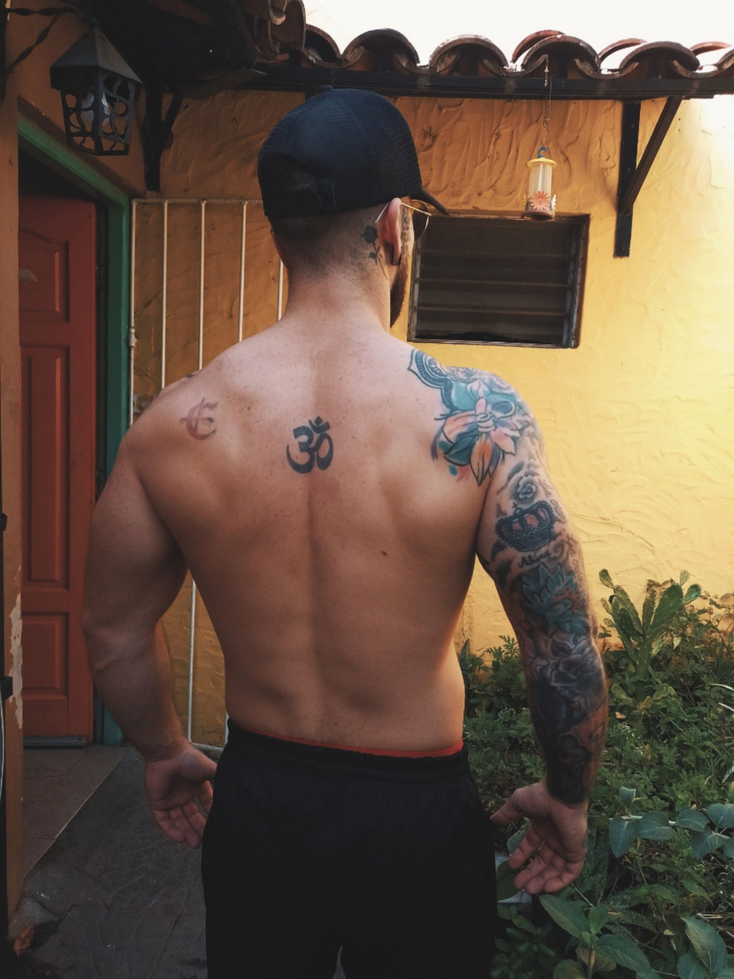 tattooed lover's avatar