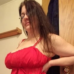 Tasha Pine's avatar