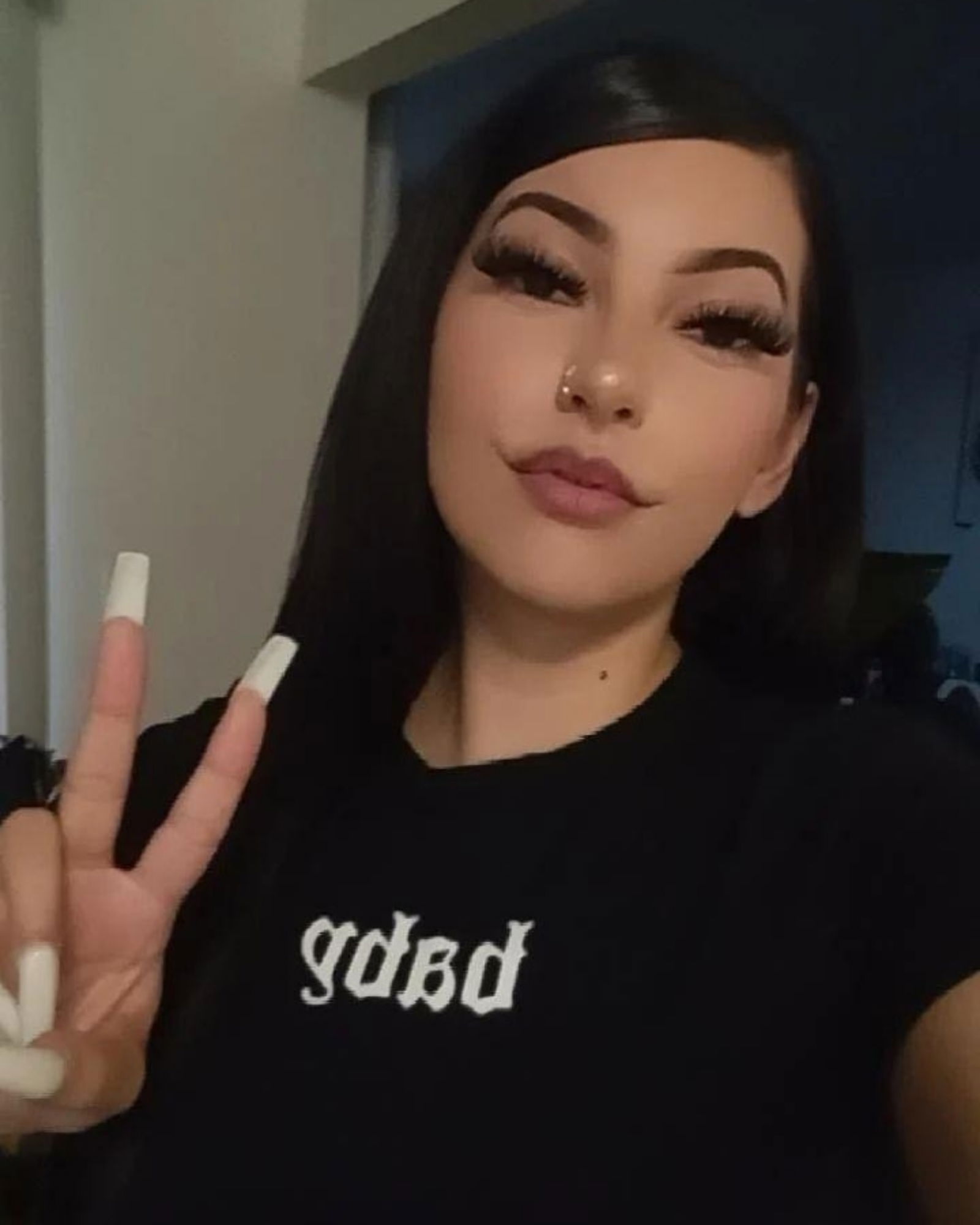 SweetSerena's avatar