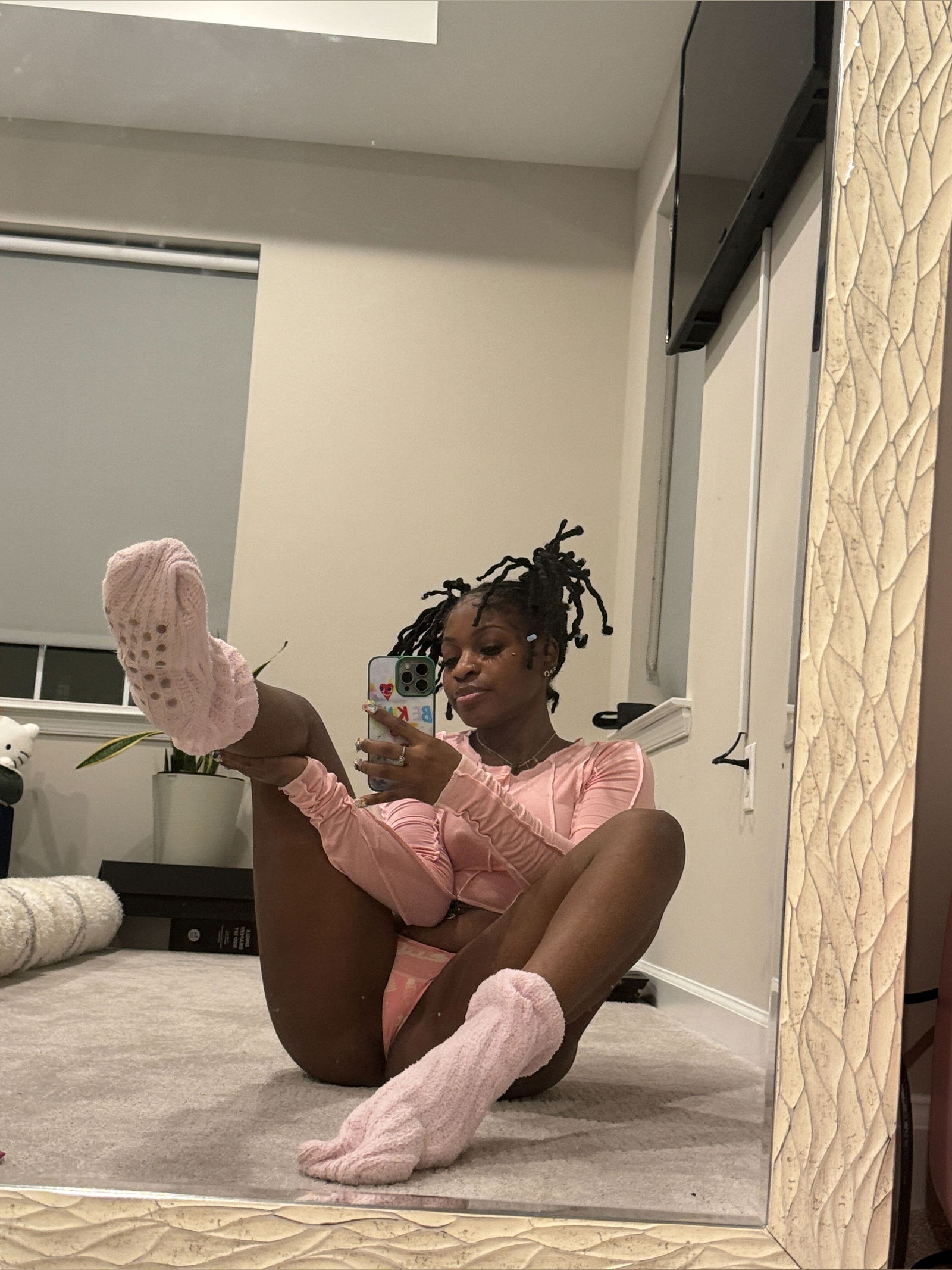 TINY⛈'s avatar