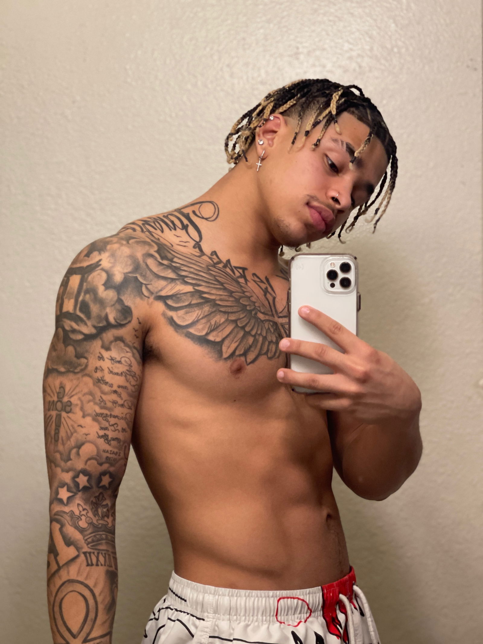 Valentino's avatar