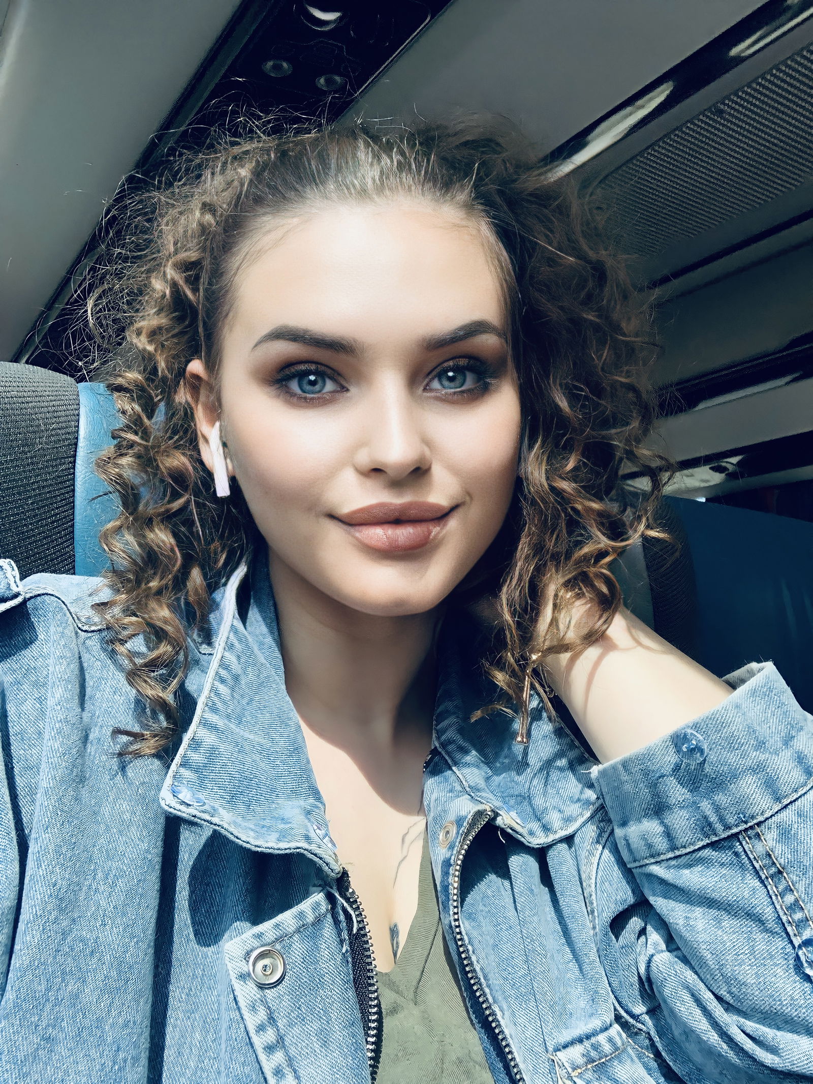 Taylee Wood's avatar