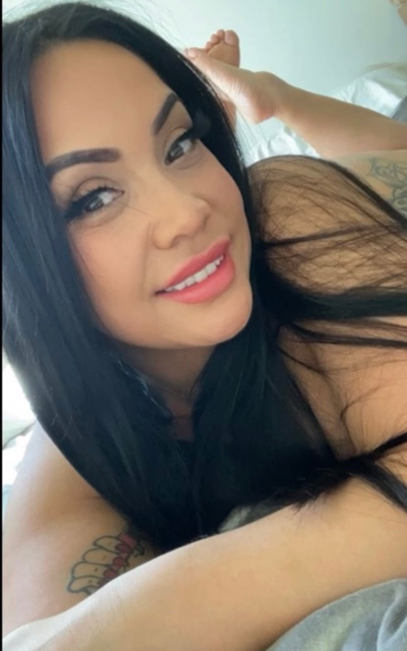 TINA BLAIR ✨ 0.09% THICK mom next door