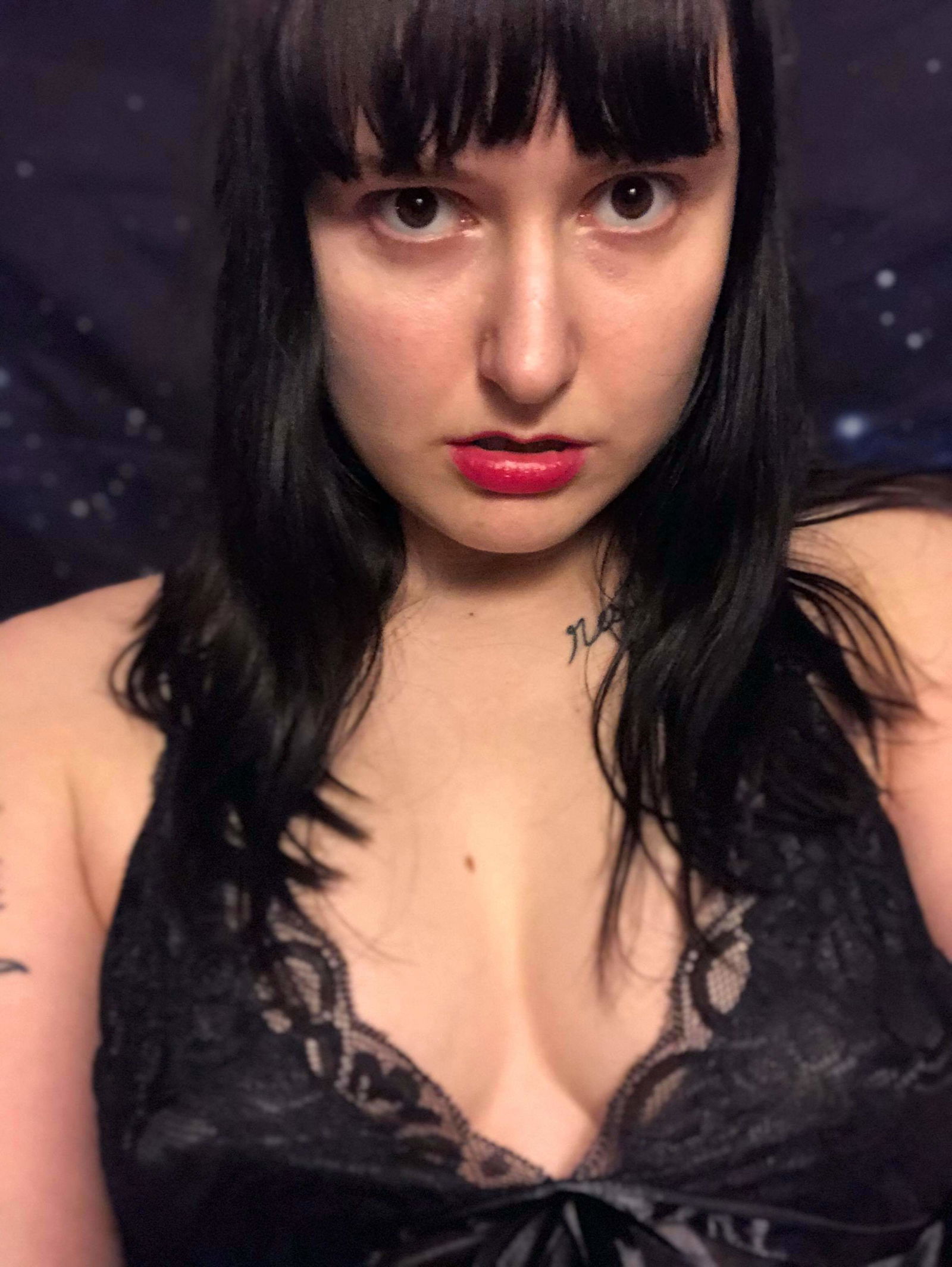 Tessa Ruby's avatar