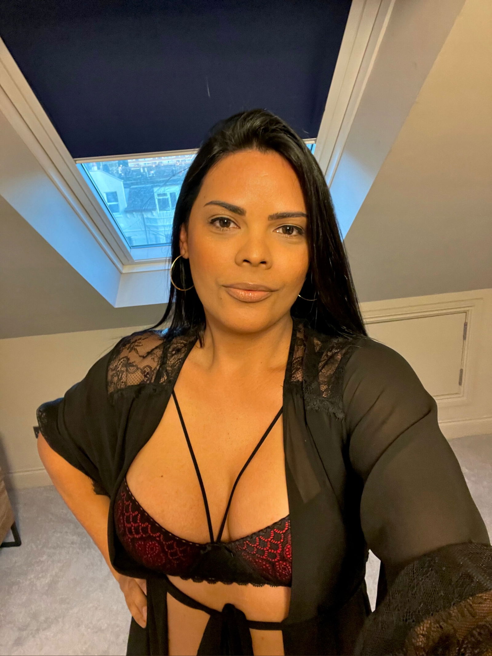Thaisa Gouveia's avatar