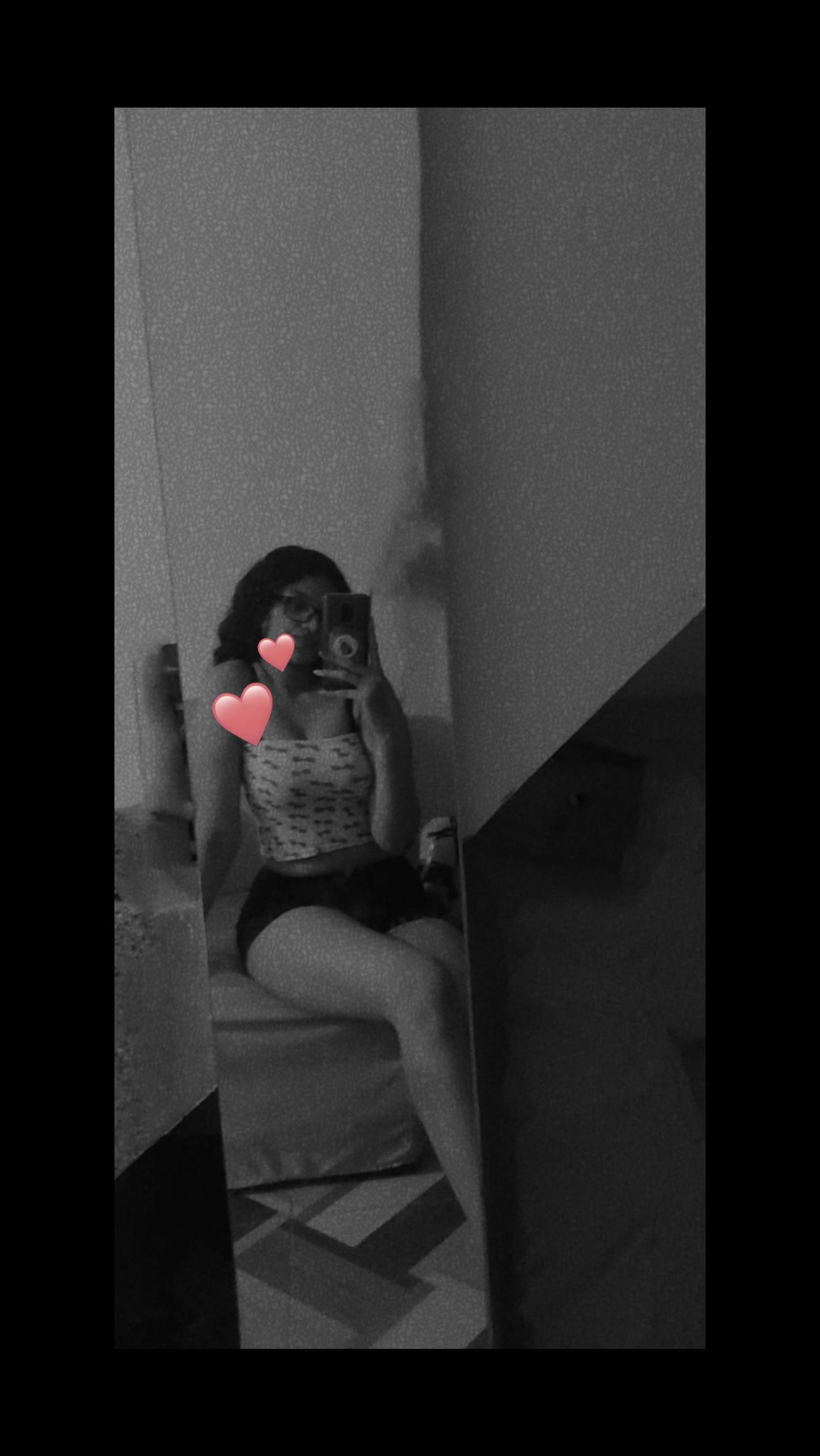 Thais's avatar