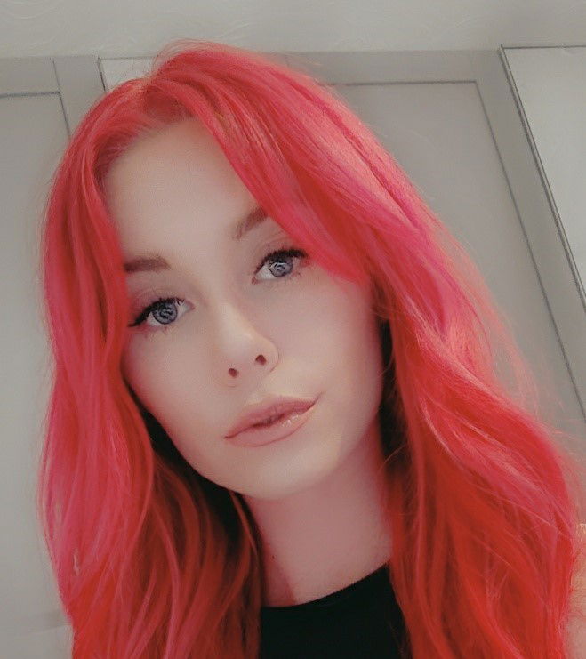 Victoria Jane's avatar