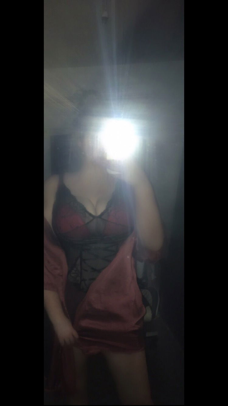 The Busty Blonde's avatar