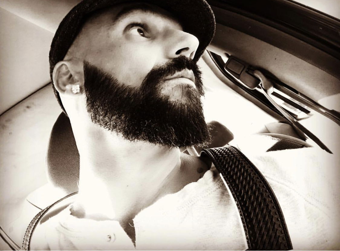 THE OFFICIAL GAY GUY's avatar