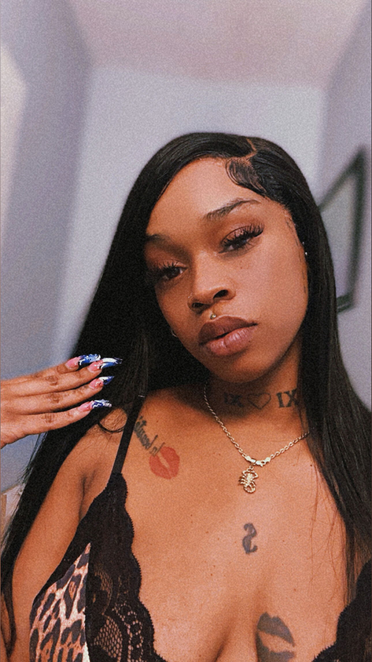 Suziee K