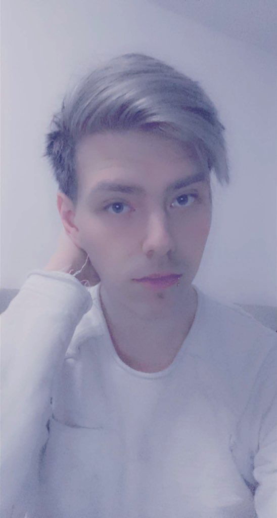 Nik's avatar