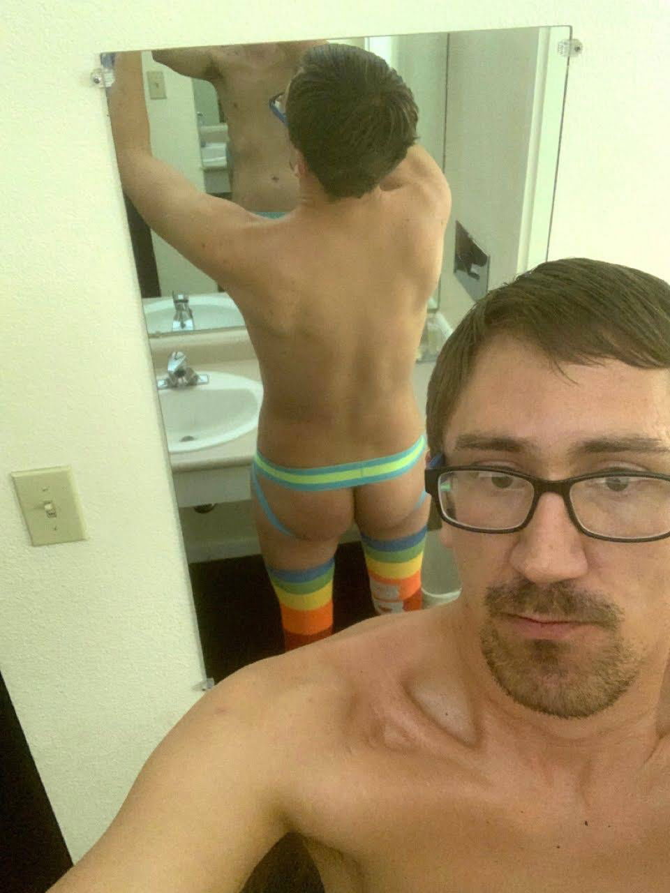 thicc_bttm_boi's avatar