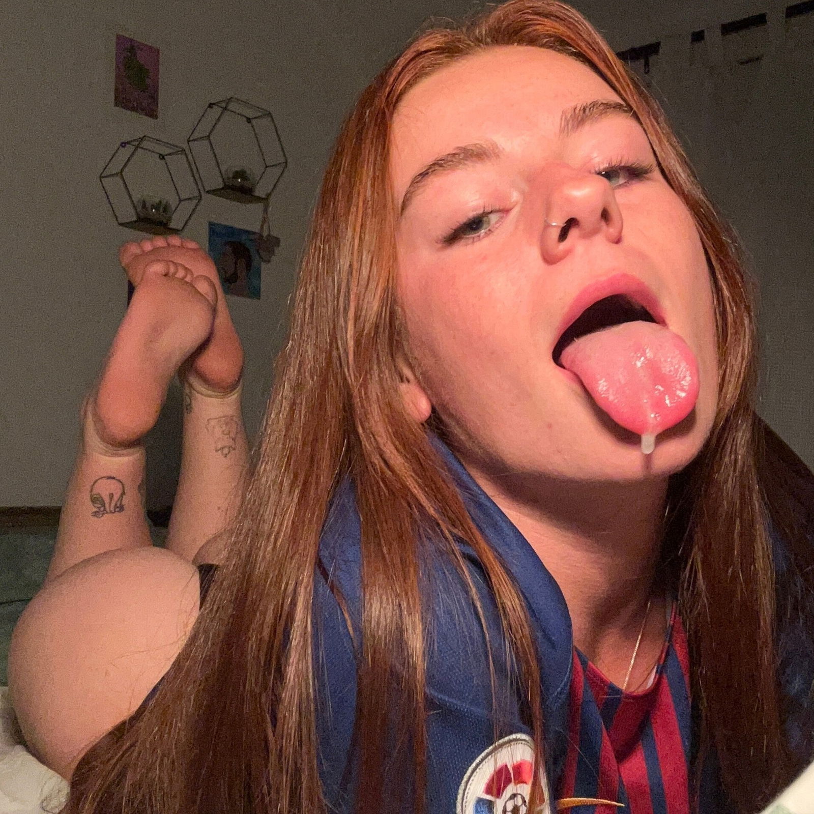 Lena 🍑 Petite Brunette