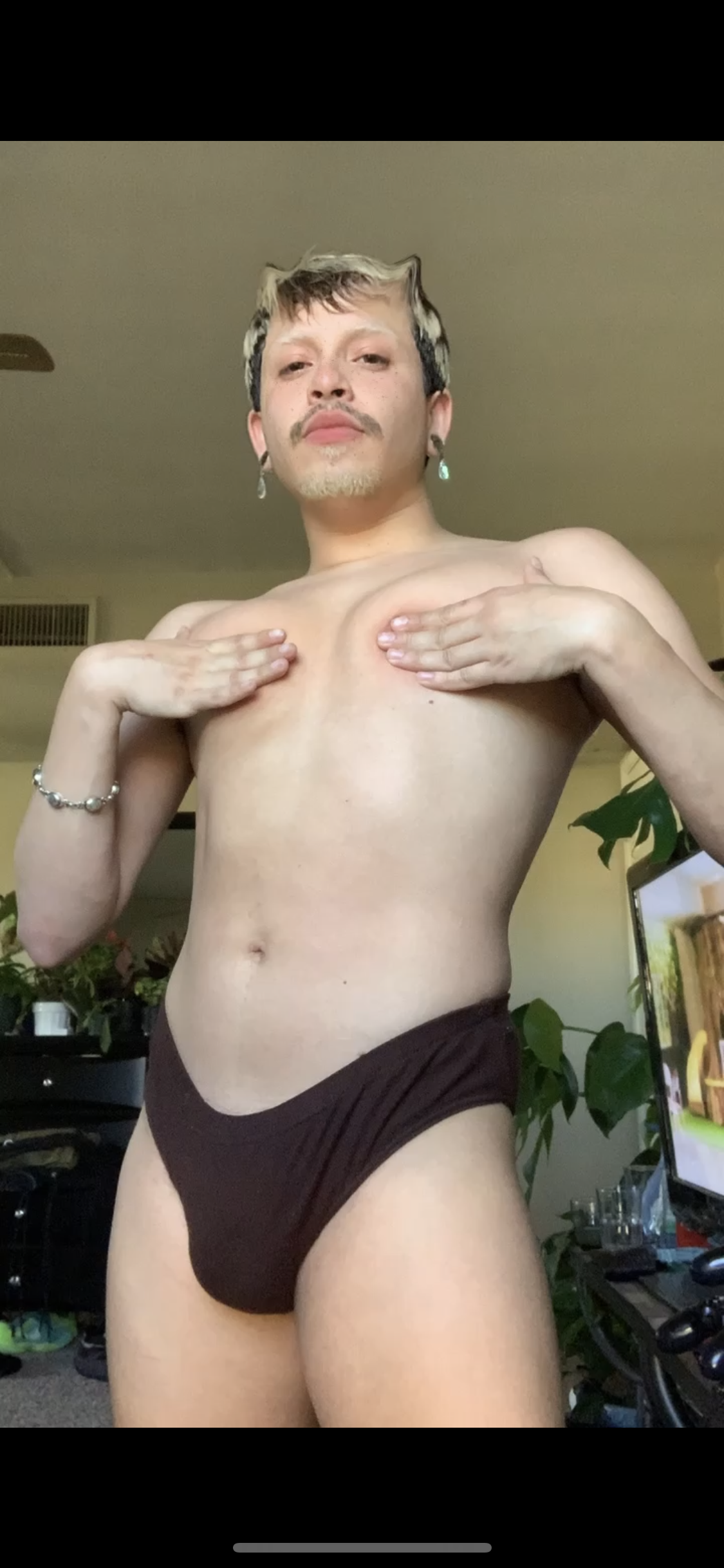 Real life slut's avatar