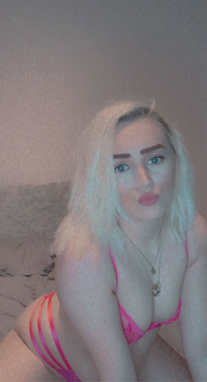 T👅's avatar