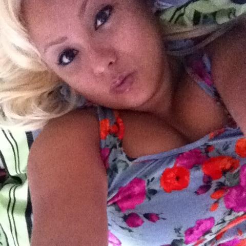 Tiffany Marie's avatar