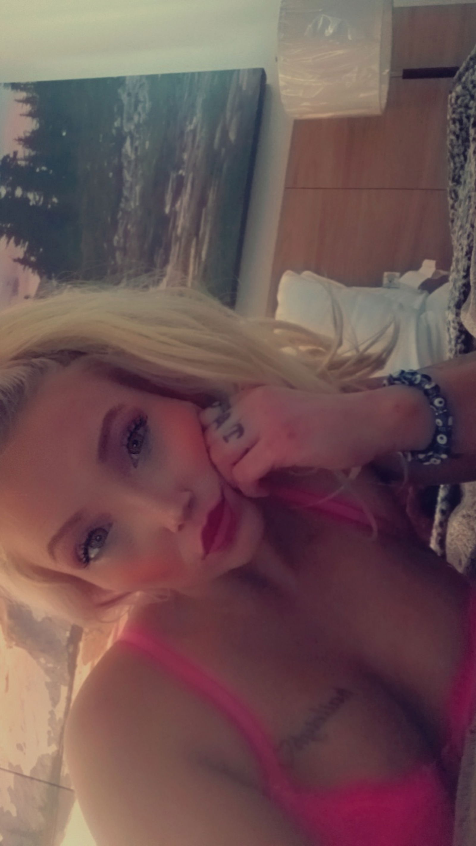Titty kat's avatar