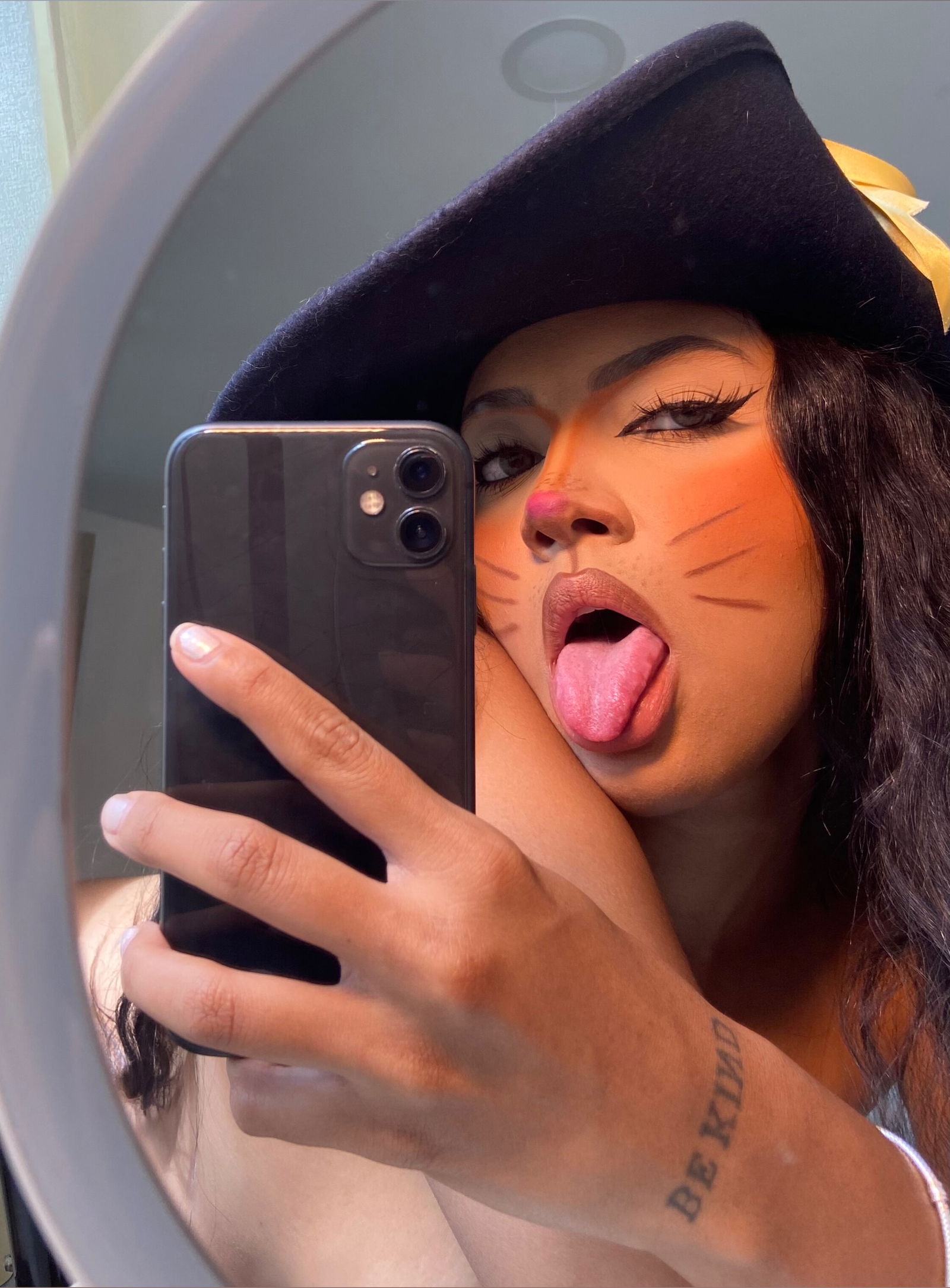 ☁️𝗧𝗢𝗥𝗬 𝗦𝗞𝗬☁️'s avatar